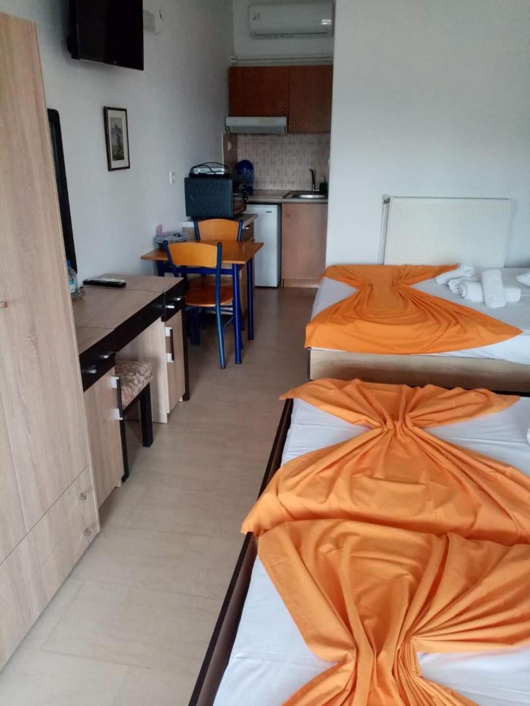 Guesthouse Zografia Vrasna Exteriör bild