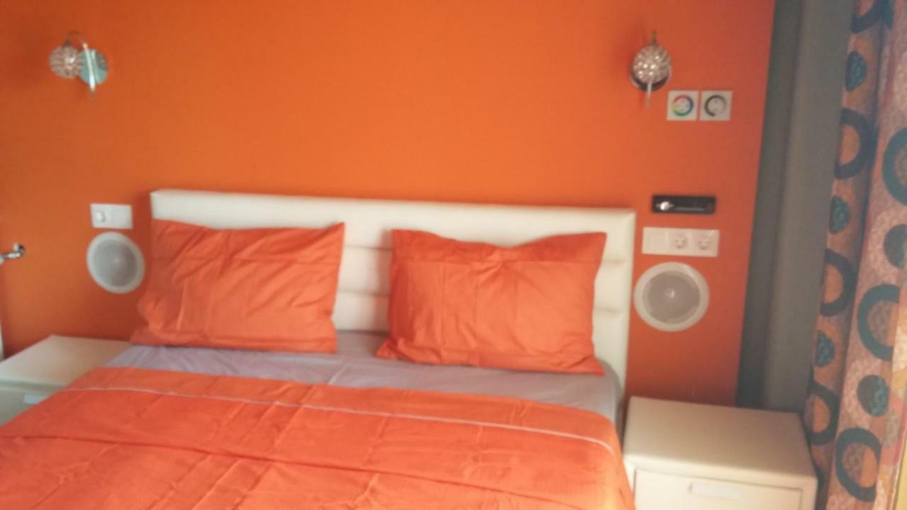 Guesthouse Zografia Vrasna Exteriör bild